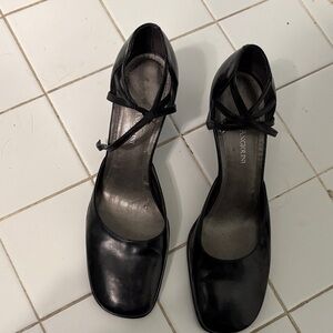 Elegant Black Women's Shoes